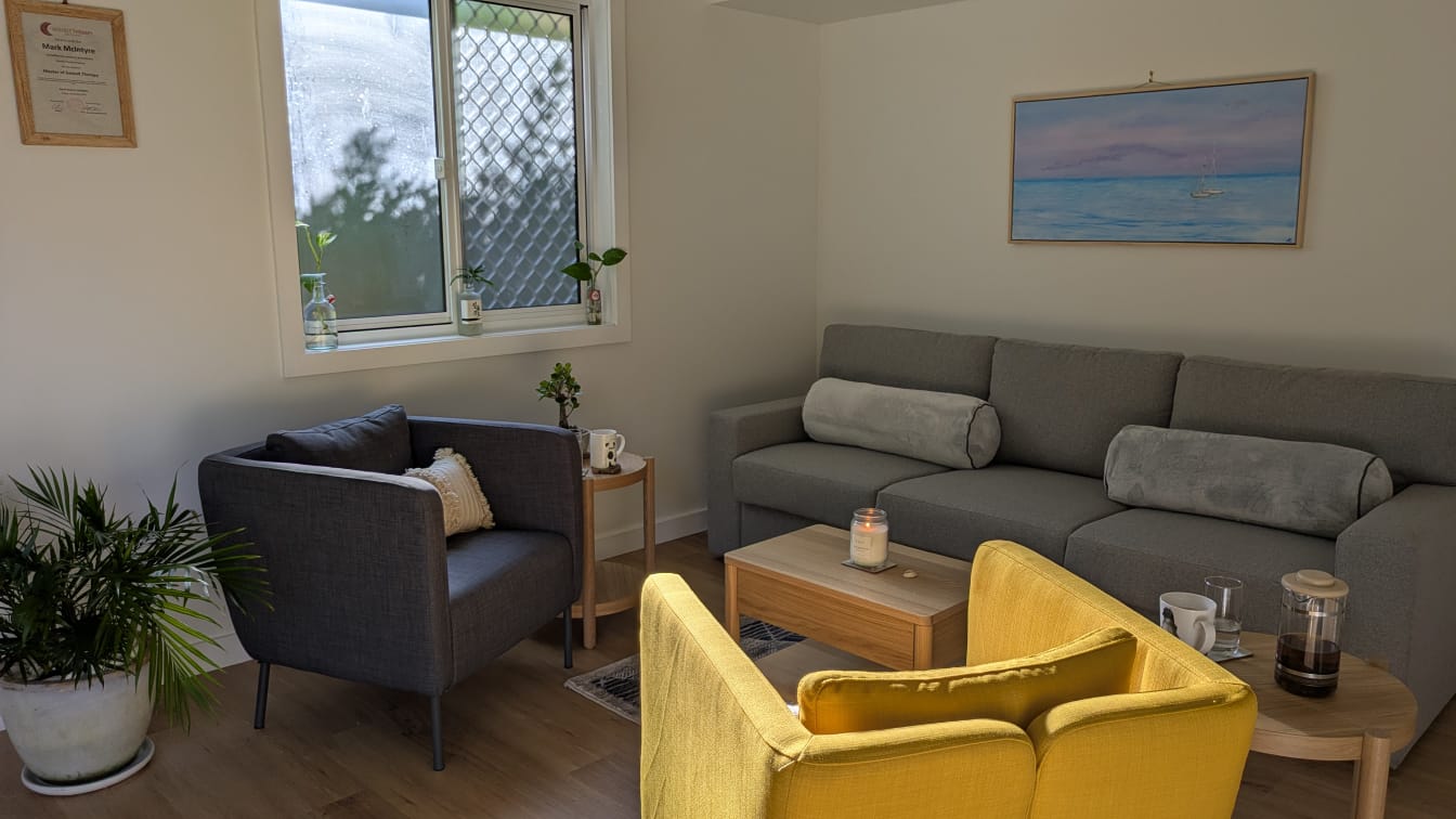 Practice space with plants and calming atmosphere